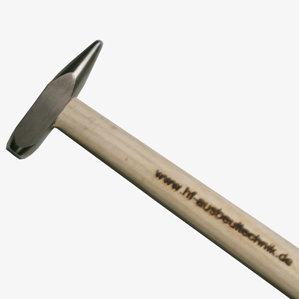 Hammer with normal head
